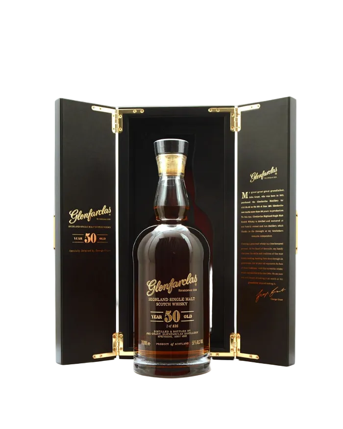 Glenfarclas 50 år - flaske i åben gaveæske