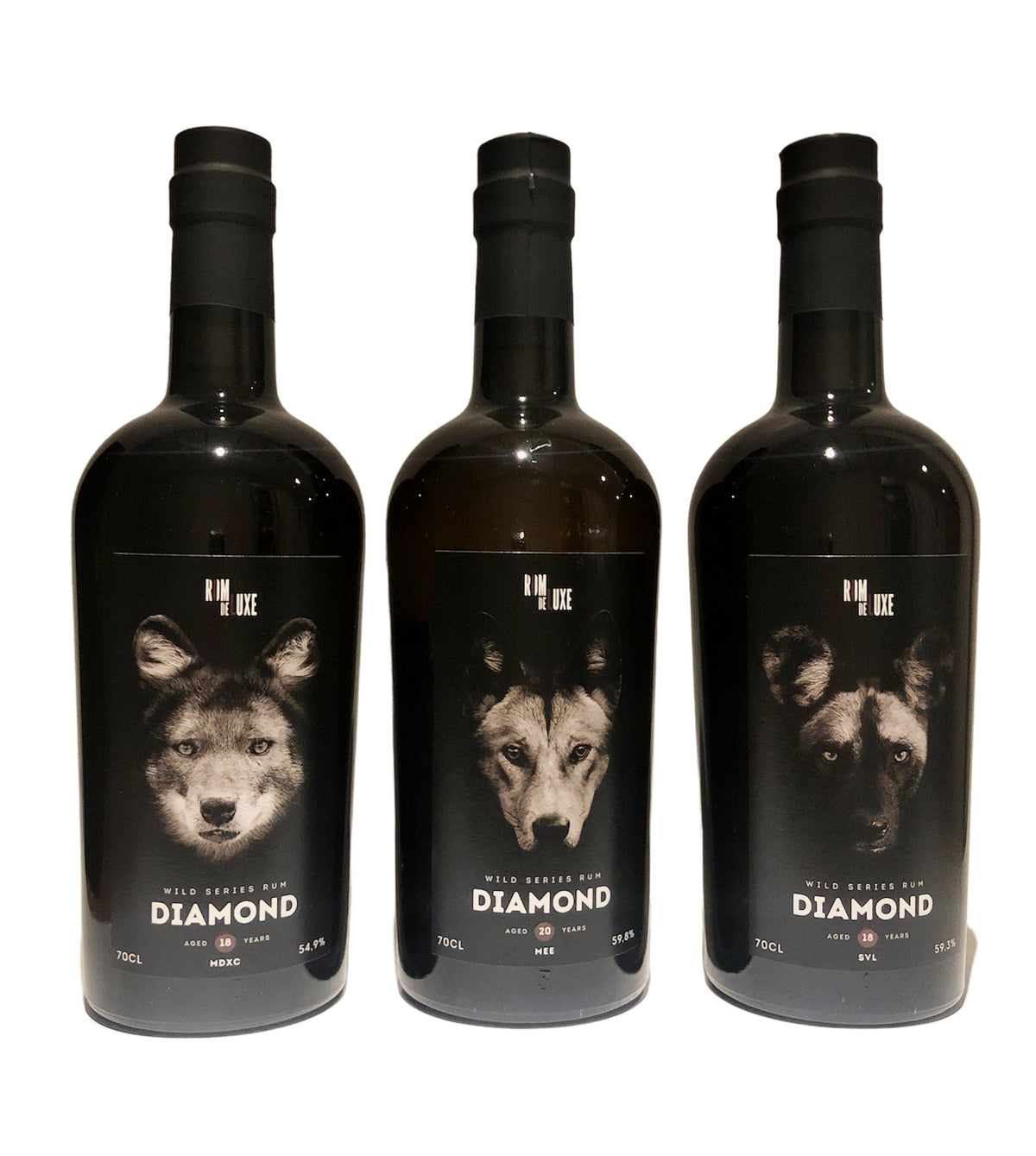 Tre romflasker fra Romdeluxe Wild Series Diamond