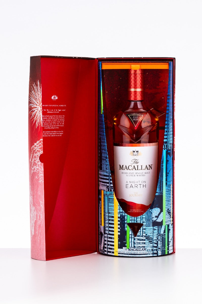 The Macallan A Night on Earth The Journey - flaske i åben gaveæske